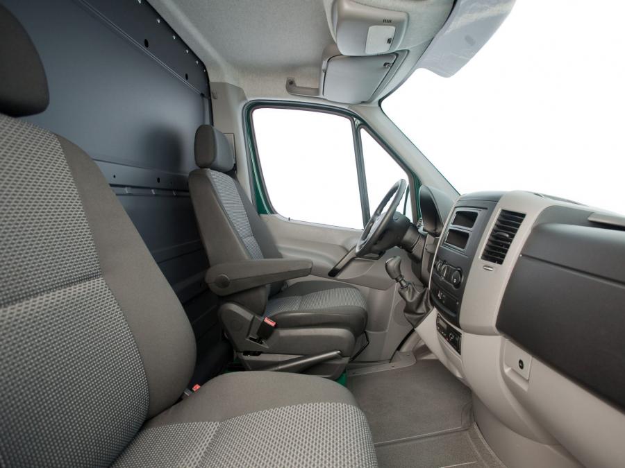  Mercedes-Benz Sprinter Van 2011 года  (BR) (фото 3 из 4)
